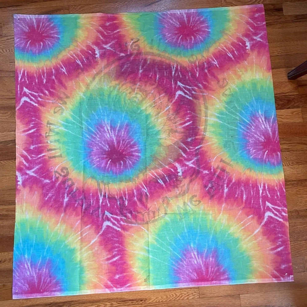 90s The Grateful Dead tie dye wall tapestry hanging poster band tee 1995 shirt